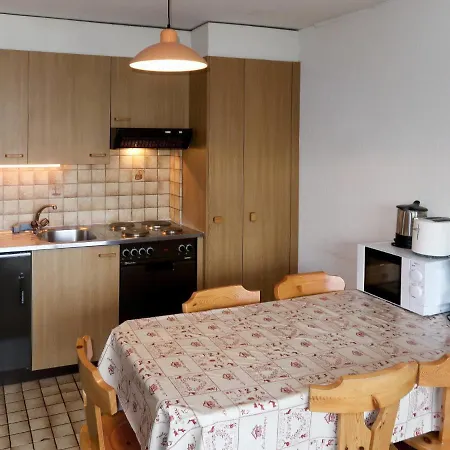Hameau Apartment *
